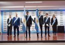 Se realizó el acto de Cambio de Bandera en UTN: por primera vez, dos estudiantes portan el emblema nacional