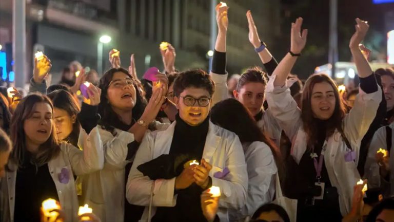 El Garrahan y las universidades acordaron marchar en conjunto, en defensa de la salud y la educación