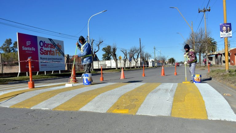 Repintan reductores de velocidad en el Camino Interprovincial con trabajos conjuntos entre San Francisco y Frontera