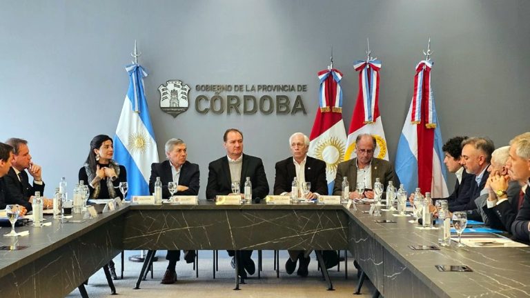 Quedó conformada la Mesa Permanente de Comercio Interior de la Región Centro