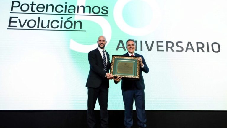 Llaryora anunció la creación del Instituto Argentino del Maní y propuso el “sello Maní Córdoba”
