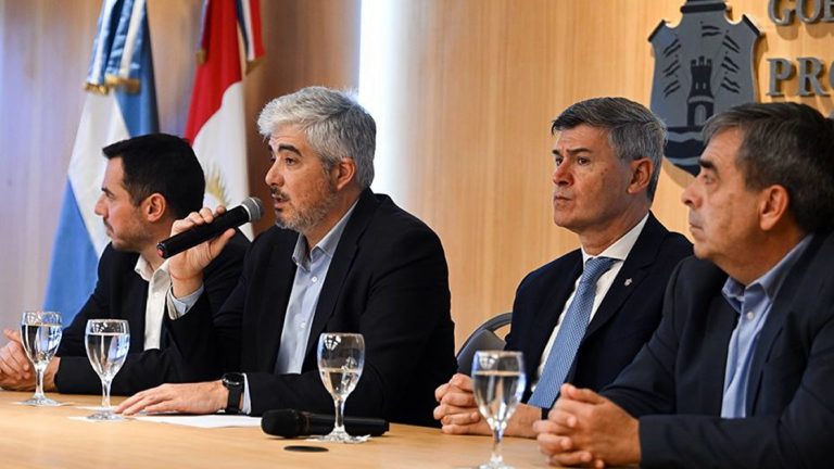 Dengue: La Provincia lanzó el Plan Estratégico de Abordaje Integral y Vacunación para la temporada 25/26
