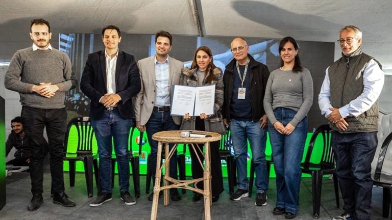 La Provincia firmó un acuerdo con el INTA para fortalecer el desarrollo sostenible del sector agropecuario