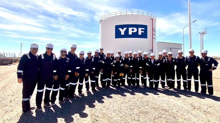 Bernarte y la delegación sanfrancisqueña visitaron Vaca Muerta