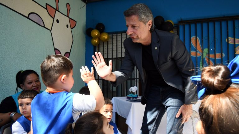 Bernarte, entre los cinco intendentes con mejor imagen de Córdoba
