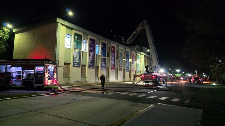 Se realizó en la Facultad Regional un nuevo simulacro de emergencia