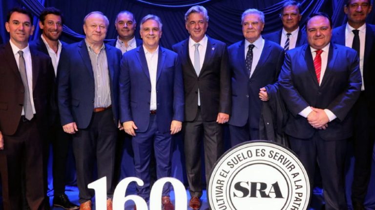 Llaryora participó del inicio de las celebraciones por el 160° aniversario de la Sociedad Rural Argentina