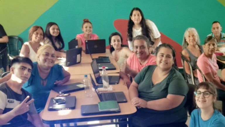 Taller Educativo Gratuito para Mitigar la Violencia Digital