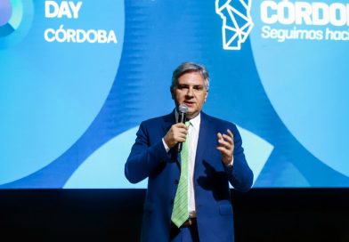Llaryora viaja a Estados Unidos para promover inversiones y gestionar financiamiento para obras estratégicas en Córdoba