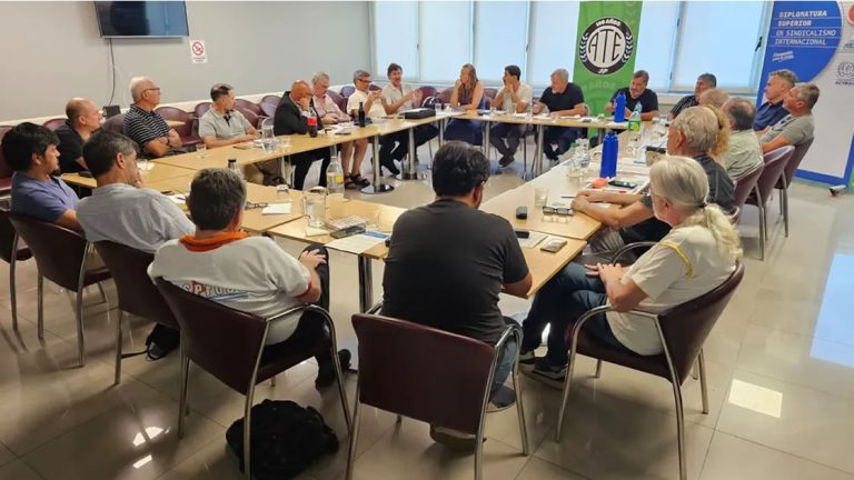 Reforma laboral: estatales realizarán un paro nacional, al que pretenden sumar a gremios «combativos»