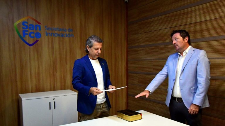 Bernarte puso en funciones a Juan Pablo Bono como secretario de Vinculación Educativa, Tecnológica y Productiva