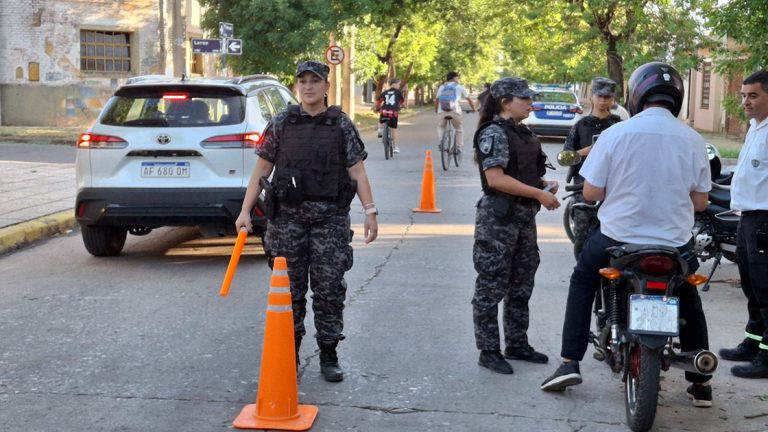 Se controló a más de un centenar de personas en Operativo Interfuerzas