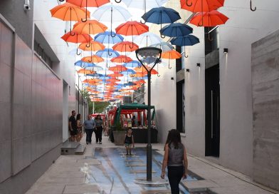 Segunda noche del Paseo de Colores en el renovado Pasaje de Cornaglia