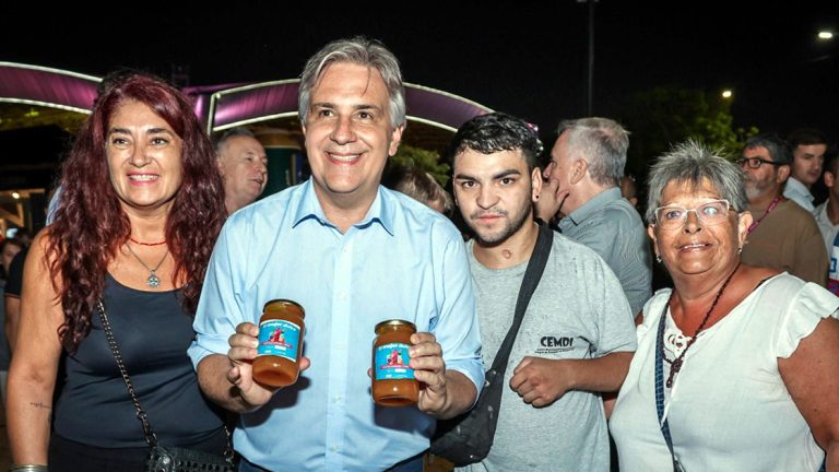 Llaryora destacó en Villa María el rol estratégico de los festivales para el turismo y la economía