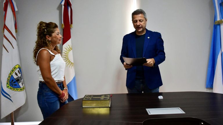 Silvina Martín asumió al frente de la Secretaría de Salud