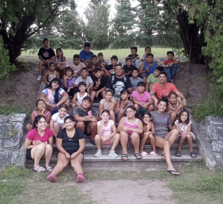 37 niños de Barrio Parque disfrutan en Alta Gracia del Programa “Derecho al Verano”