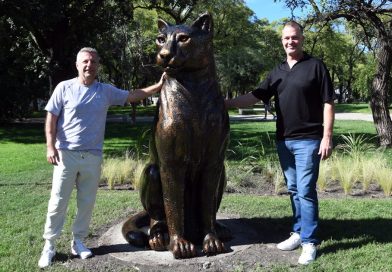 Municipio inauguró la primera escultura en el marco de su nuevo ciclo “Arte Central”