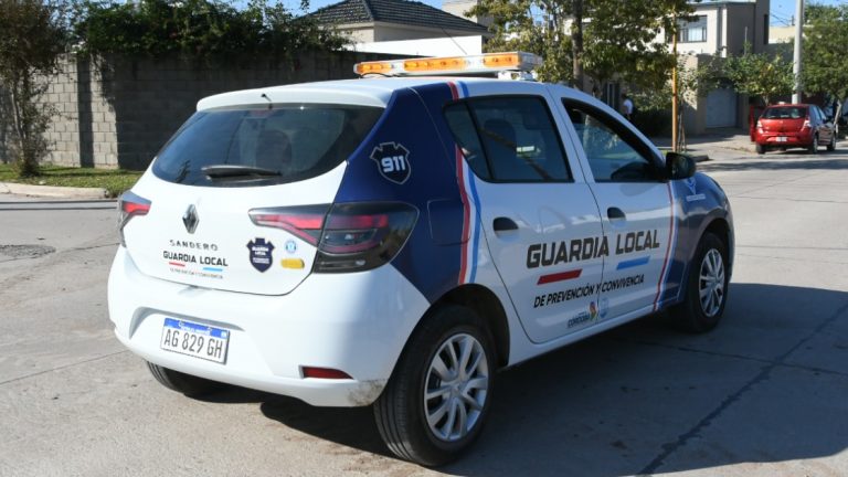 Personal de la Guardia Local de Prevención detuvo a un hombre que había ingresado al Centro Vecinal Roca