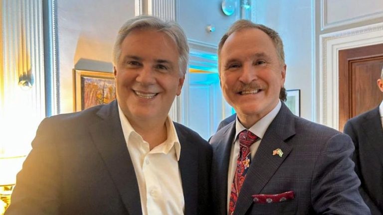 Llaryora culminó la agenda en Nueva York y continúa su gira en Washington