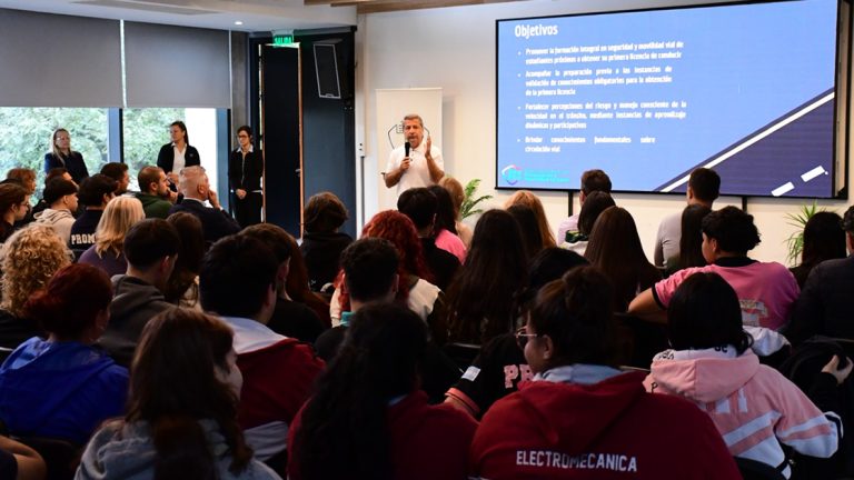 Educación vial: Municipalidad presentó el programa “Educar para conducir, prevenir para vivir”