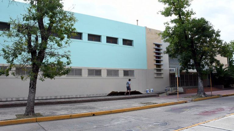 El municipio ejecutará la construcción de nuevas aulas en la IPET Nº50