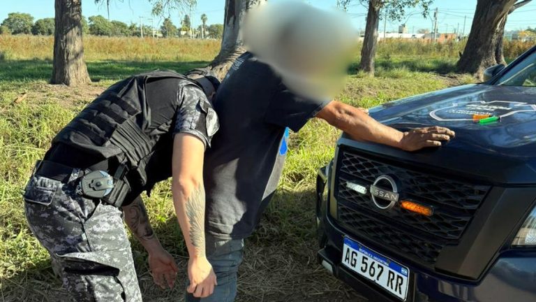En un trabajo conjunto entre la Guardia Local y la policía detuvieron a un hombre por robo