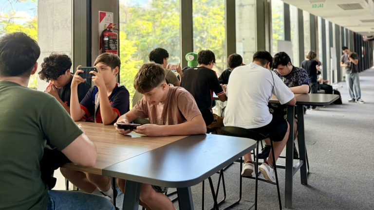 Importante participación juvenil en actividades realizadas en Tecnoteca