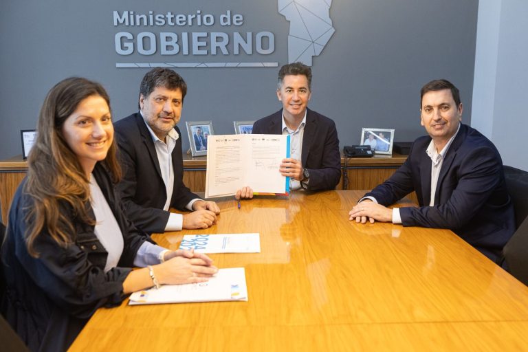 La Provincia y la Universidad de Villa María firmaron convenio para capacitar a los agentes de la Guardia Local