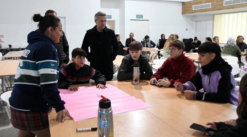 60 alumnos de Nivel Medio participaron del Segundo Foro de Centros de Estudiantes