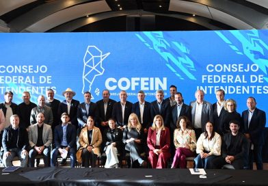 Junto a otros mandatarios municipales Bernarte fue parte de la conformación del Consejo Federal de Intendentes