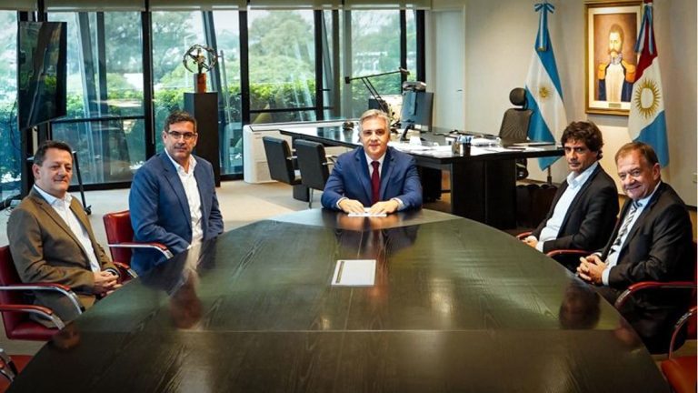 Nuevo directorio en Bancor: Llaryora incorporó a Felippa y Lacunza