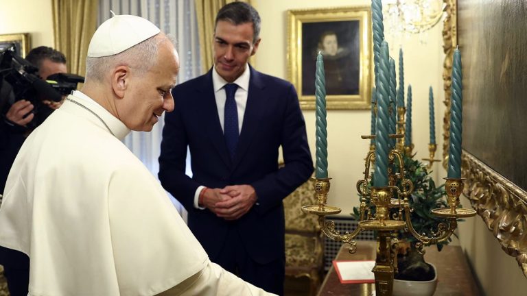 El Papa habló para la humanidad, la política escuchó para sí misma