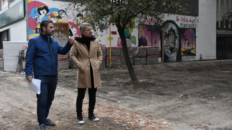 Comenzó la remodelación de Plaza Italia para completar el nuevo Centro Cívico