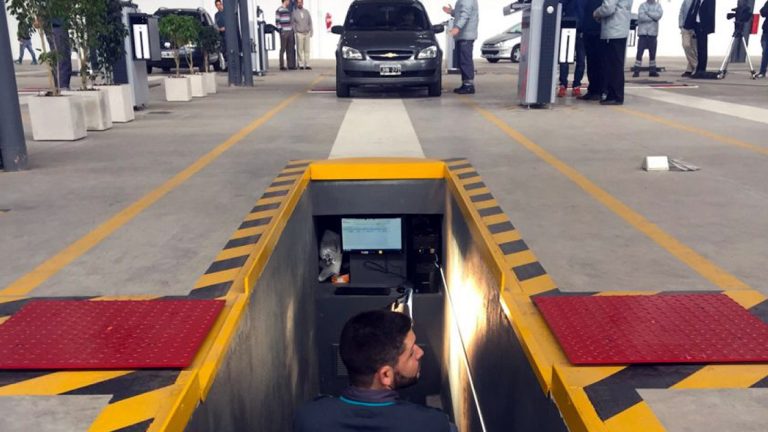 Giros en la revisión vehicular: el Gobierno nacional autoriza a talleres mecánicos particulares a realizar la VTV